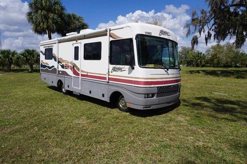 1998 Southwind 32H Motorhome Stock 5070 for Sale